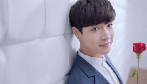 娱乐吃瓜酱张艺兴,从偶像到实力派，娱乐吃瓜酱带你揭秘他的蜕变之路