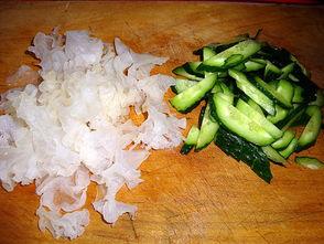 娱乐吃瓜视频制作方法